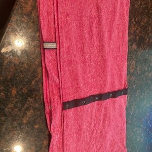 Lululemon snap scarf